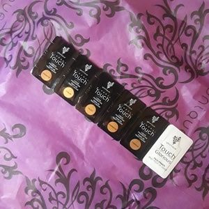 Younique liquid foundation samples-dark